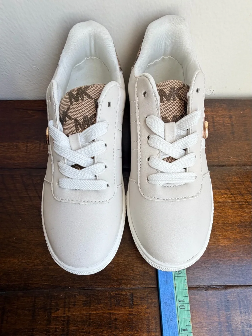 Michael Kors Girl’s White Beige Brown Logo Comfort Lace Up Sneakers Size